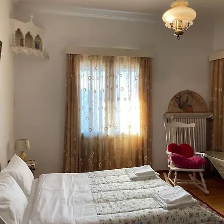 Korykeiou Androu Apartment Arachova Exterior photo